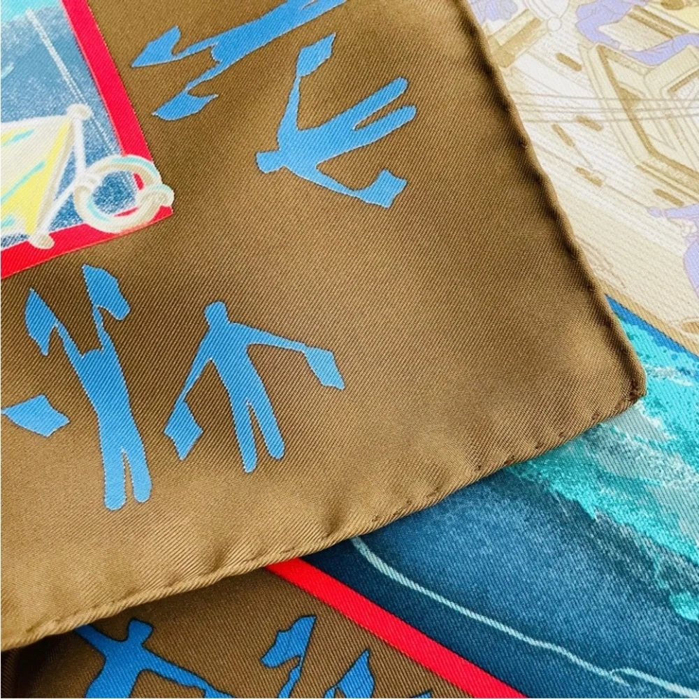 HERMES En Course Silk Twill Scarf - Picture 11 of 11